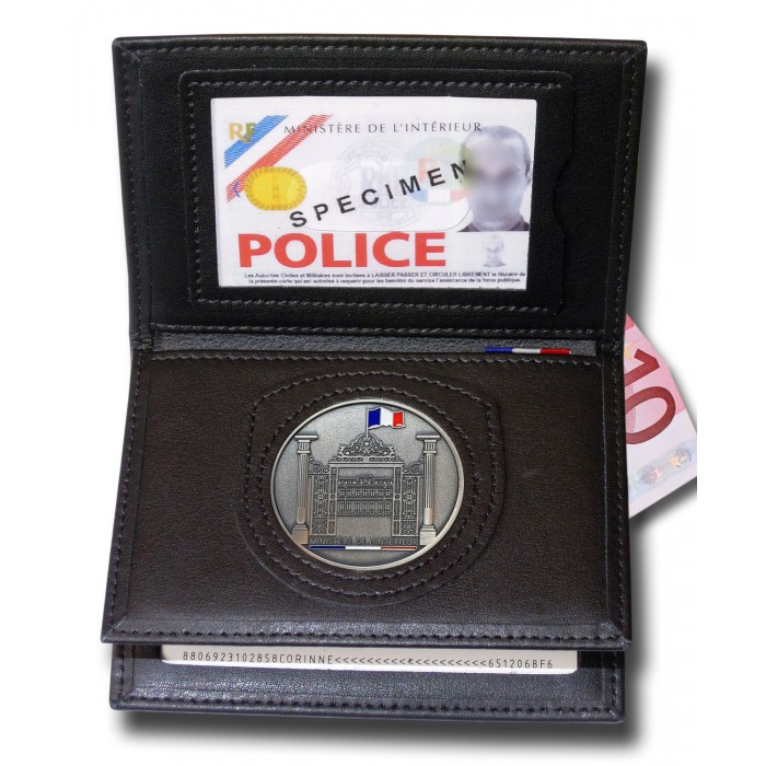 Porte Badge , Porte Carte ou Porte titre de transport