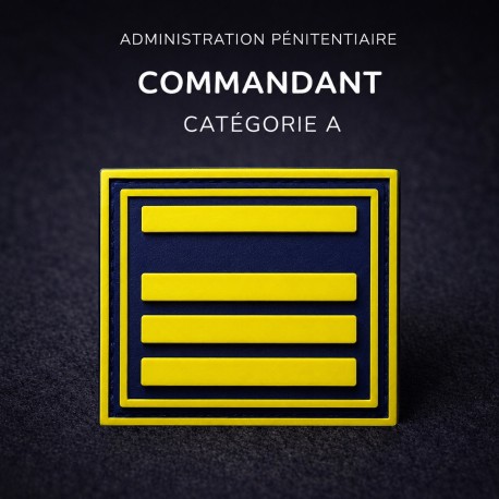 Grade de poitrine PVC Commandant Catégorie A – Administration pénitentiaire Grades de Poitrine monté sur velcro GDPAPCAGrades...